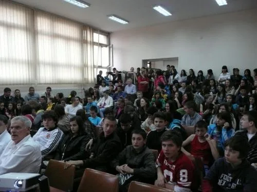 Tribina u Mladenovcu